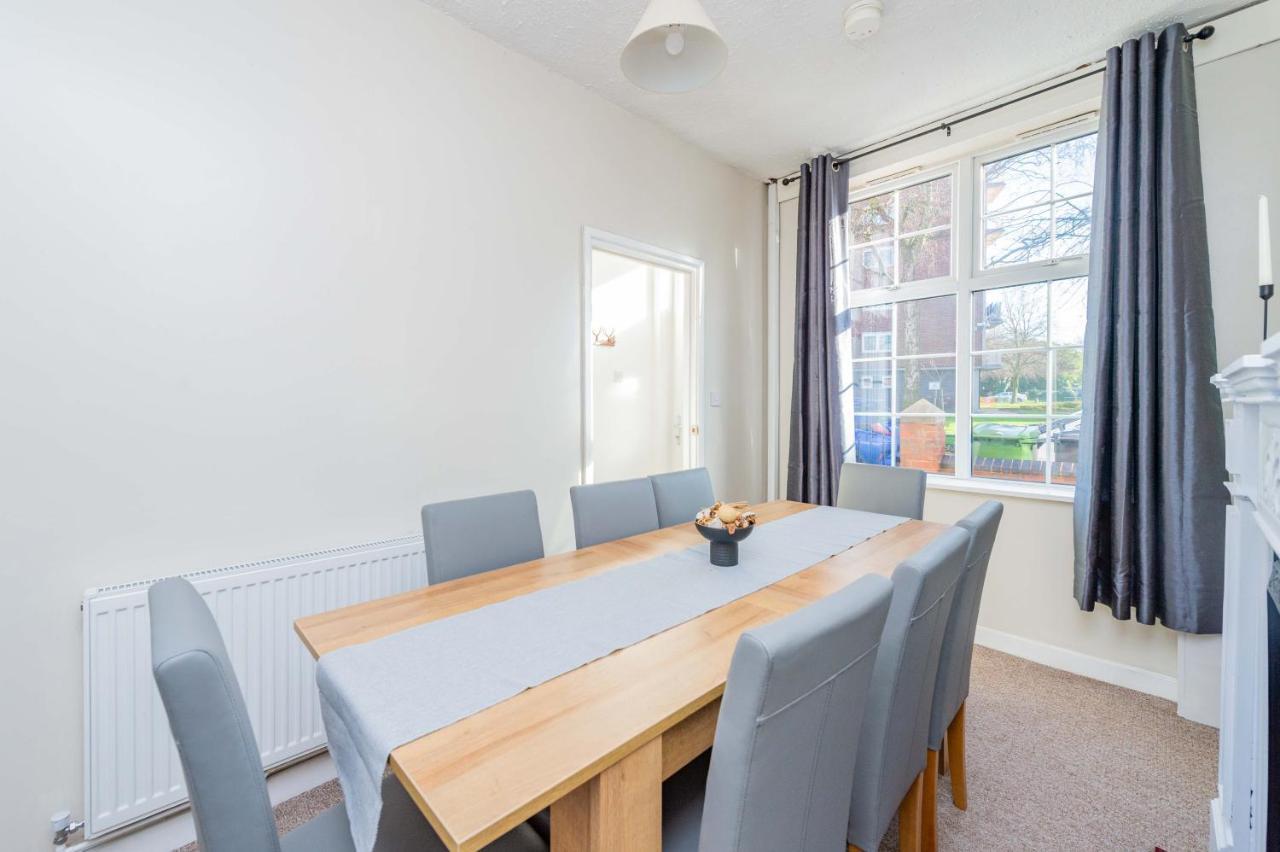 Appartamento Central Townhouse Wolverhampton - Sleeps 8 - Ideal For Contractors & Families Esterno foto