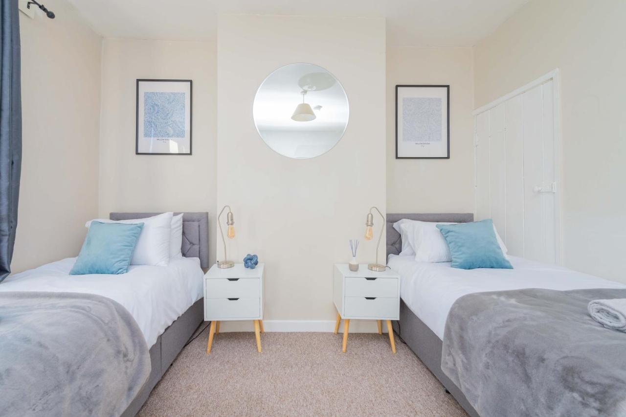 Appartamento Central Townhouse Wolverhampton - Sleeps 8 - Ideal For Contractors & Families Esterno foto