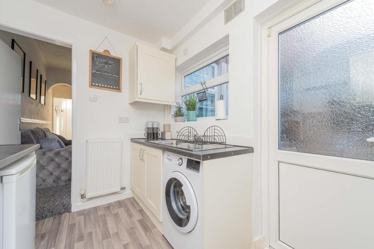 Appartamento Central Townhouse Wolverhampton - Sleeps 8 - Ideal For Contractors & Families Esterno foto