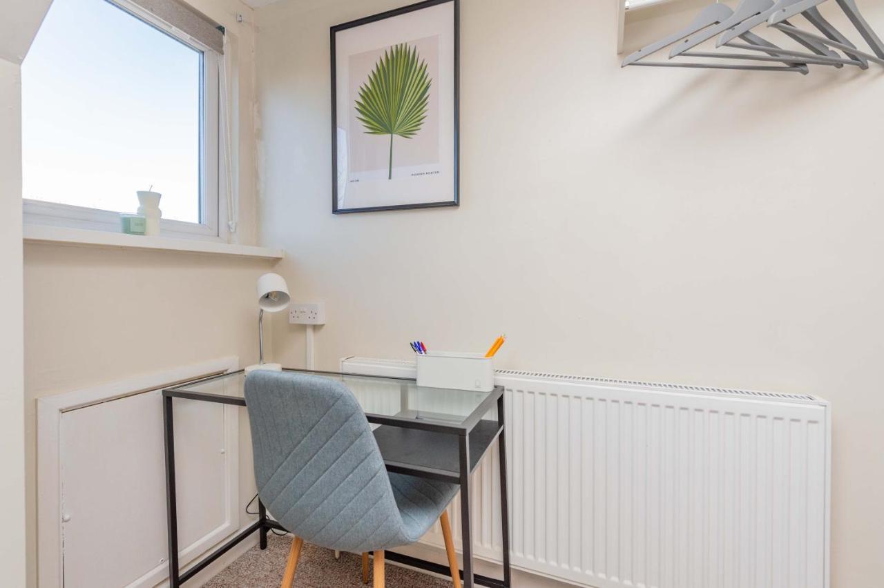 Appartamento Central Townhouse Wolverhampton - Sleeps 8 - Ideal For Contractors & Families Esterno foto