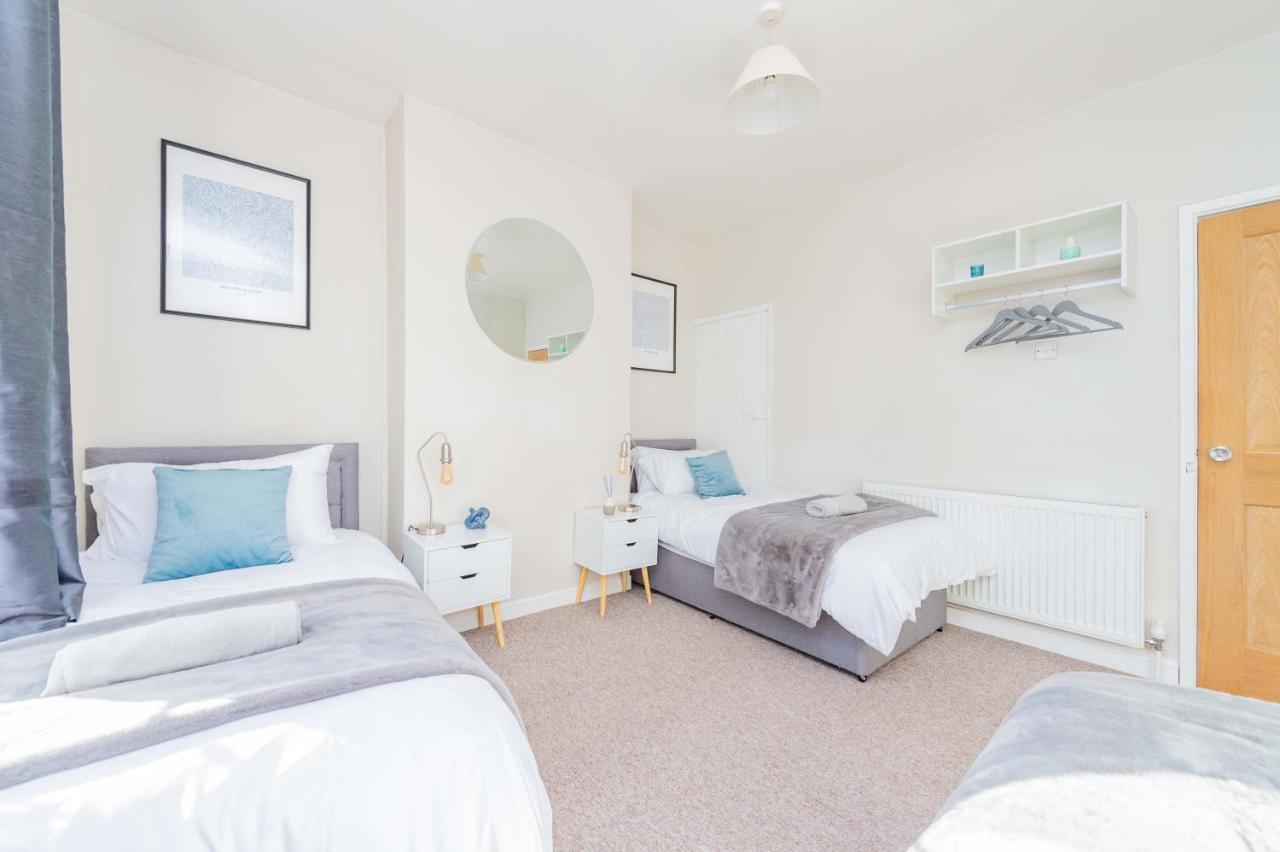 Appartamento Central Townhouse Wolverhampton - Sleeps 8 - Ideal For Contractors & Families Esterno foto